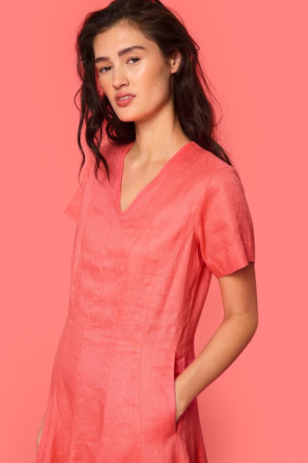 Jurk met V-hals Airy Linen Cool  coral - Afbeelding 3