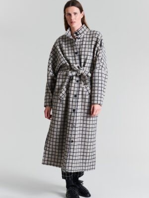 Jas Oversized Woolen Wire