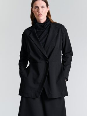 Jas Noru Black
