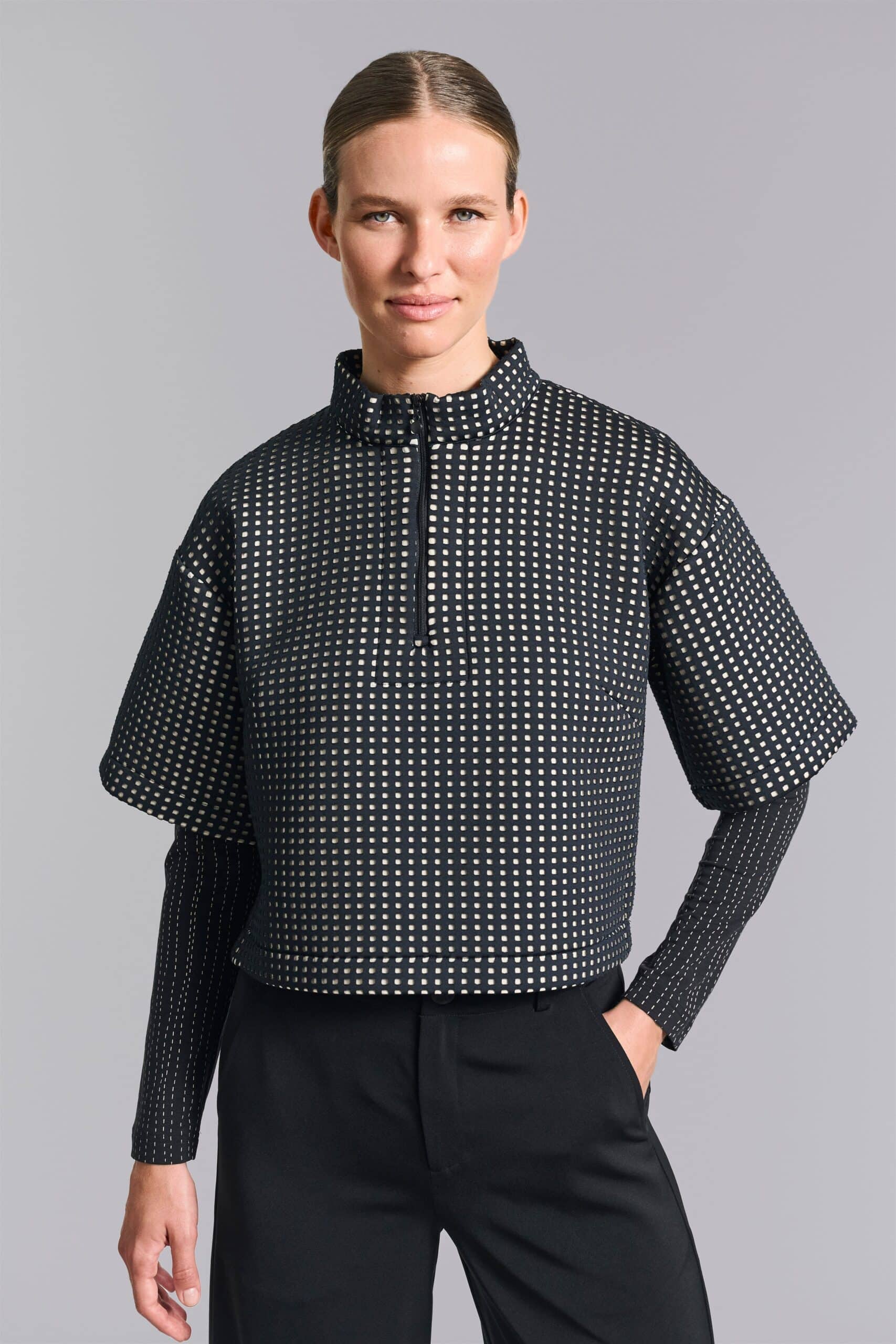 14966 Anorak Blouse Scuba Tiles Black/Ivory