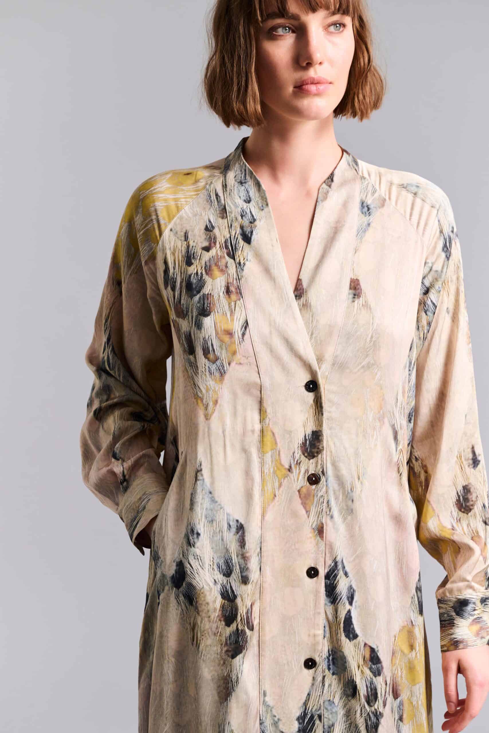 14932 FSC Dress Kuhaki Harlequin Feathers - Afbeelding 3