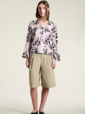 Tsuki V-Neck Blouse Kaleido-Scope Orchid 15139-9397